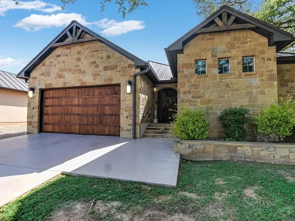311 Short Circuit, Horseshoe Bay, TX 78657