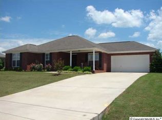 223 Misty Cove Ct, New Market, AL 35761