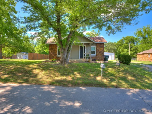 113 E Gordon Ave, Sapulpa, OK 74066