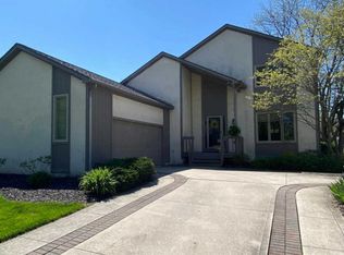 863 Puddington Ct, Westerville, OH 43081