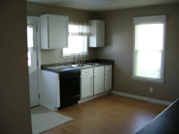 324 73rd St, Niagara Falls, NY 14304