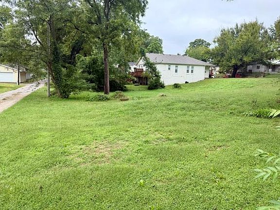 4th image of 1018 N 19th St