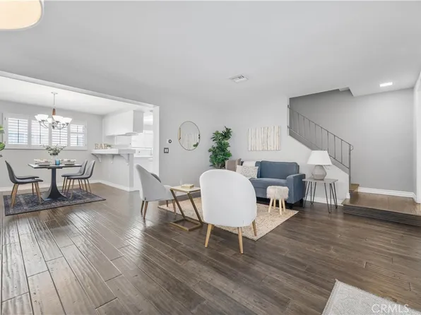 18550 Hatteras St Unit 19, Tarzana, CA 91356