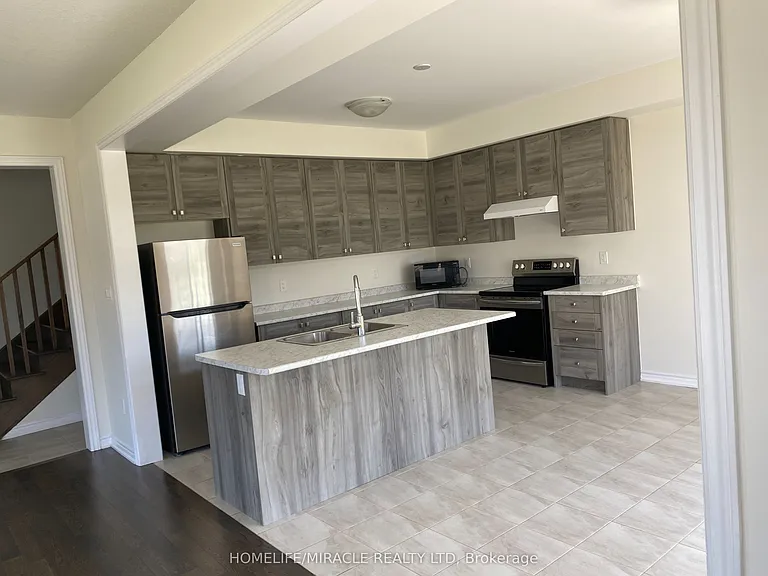 2 Cahill Dr — Photo 16