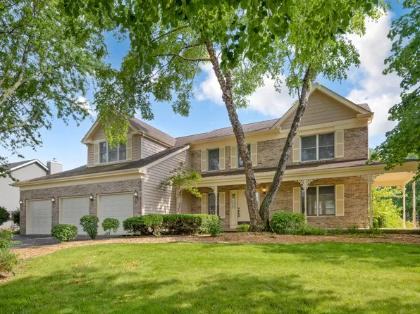 727 Jamestowne Rd, Dundee, IL 60118