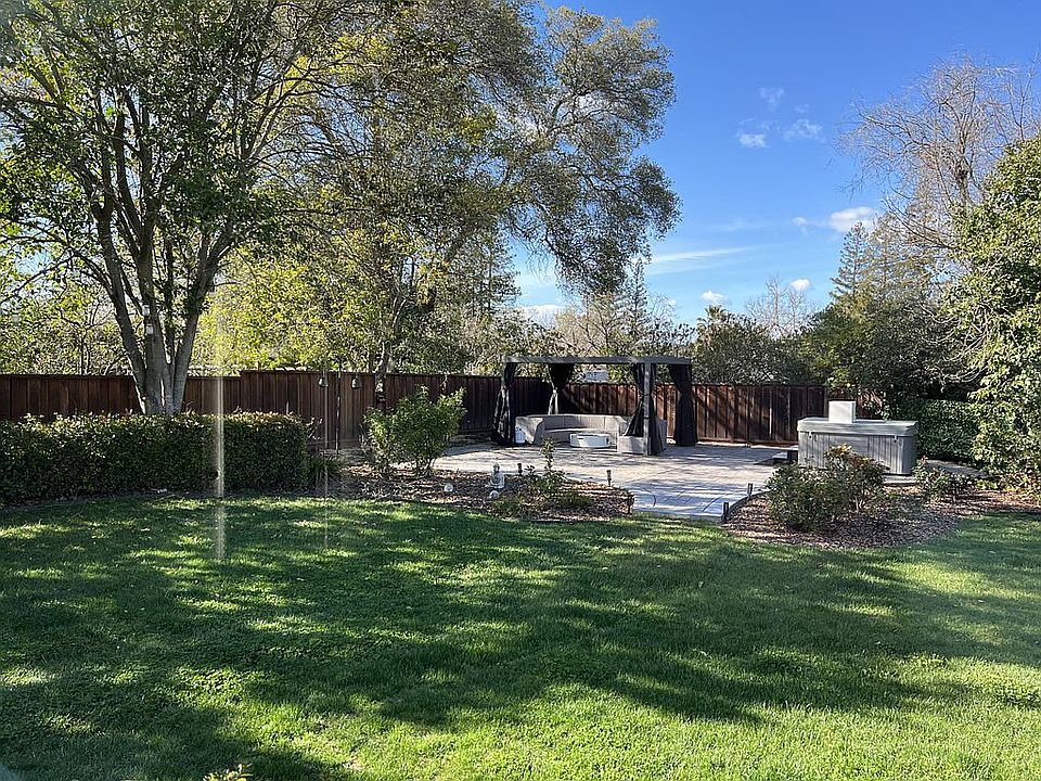 2nd image of 337 Maryal Rd