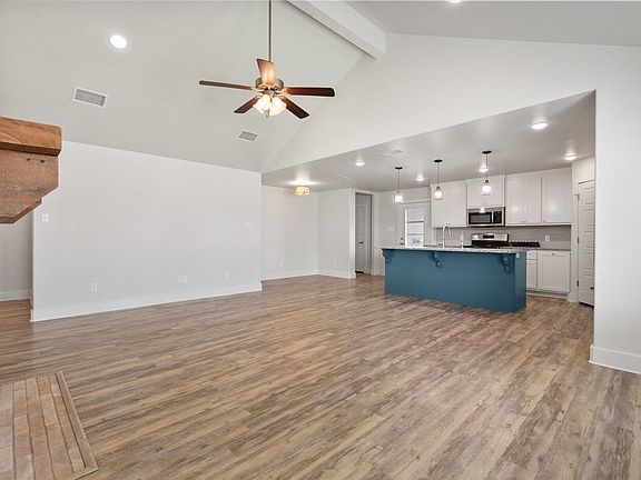 5th image of 10407 Juneau Ave