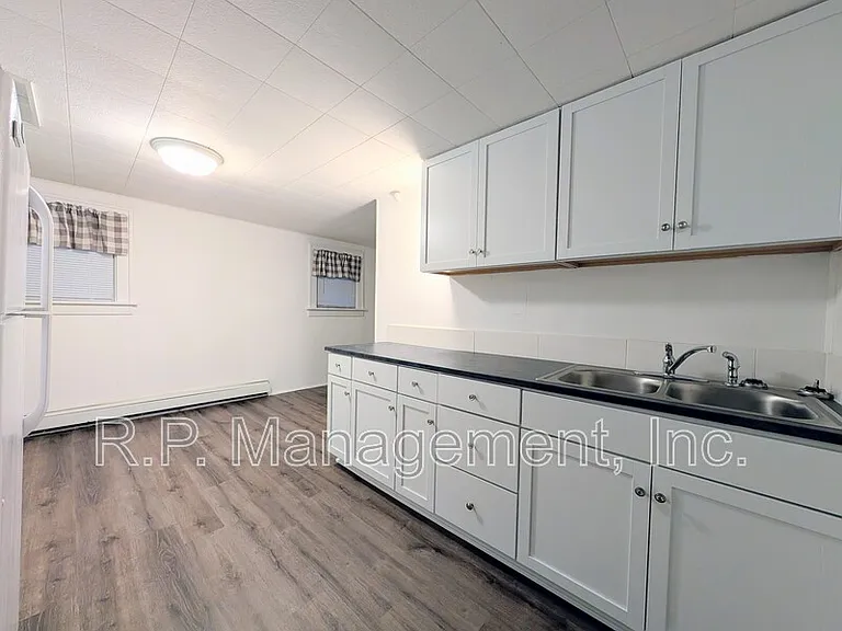 538 2nd St NW — Photo 5
