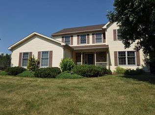 6785 Roberts Rd, Coopersburg, PA 18036