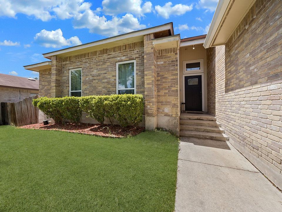 1st image of 8602 Wood Pl