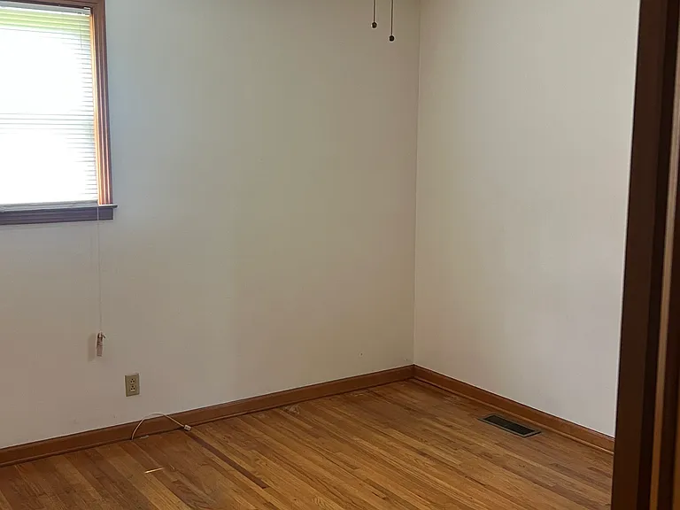 324 Old Dunbar Cave Rd — Photo 17