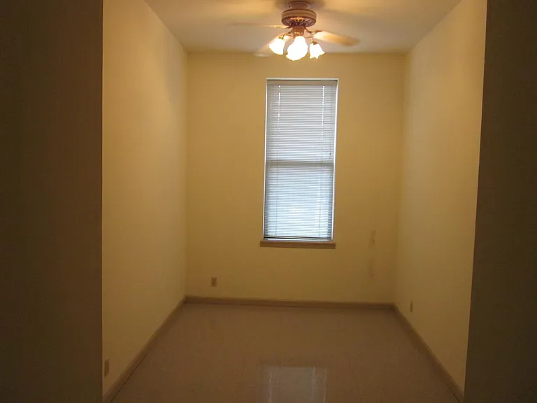 1233 Sidney St — Photo 5