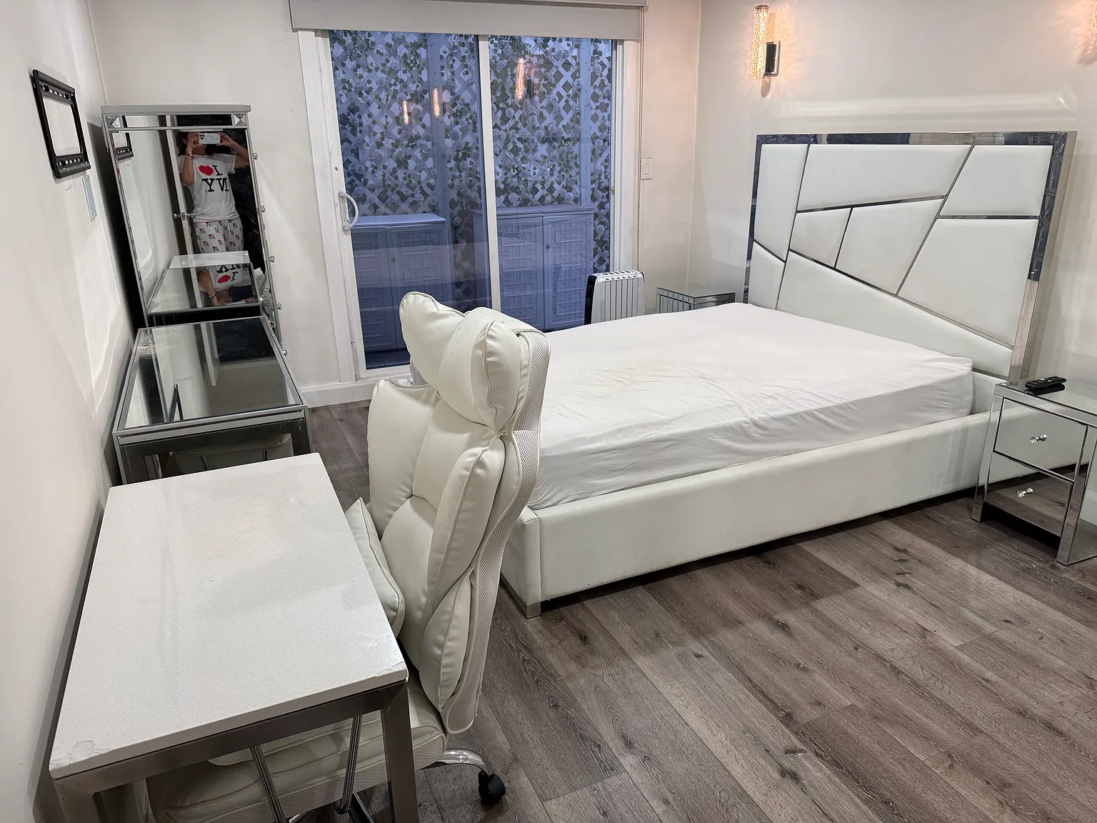 1 bed, 1074 sqft, $2,000 — Photo 3
