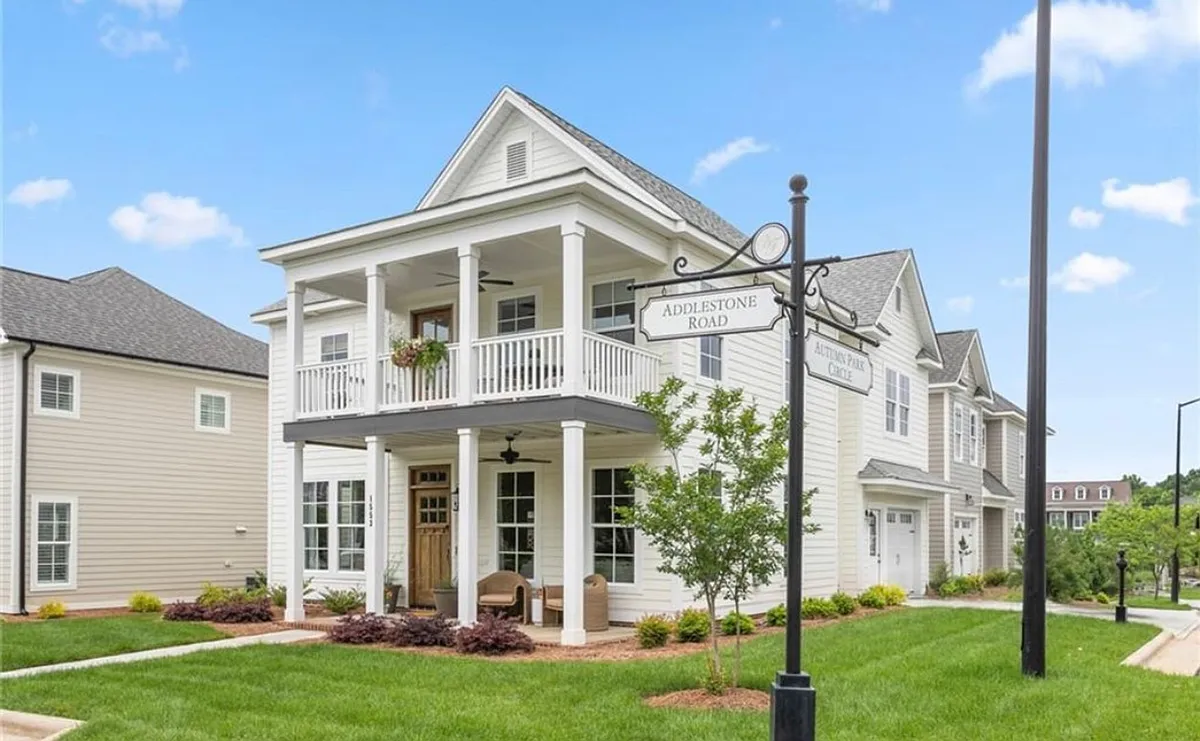 Building Photo - 1553 Autumn Park Cir