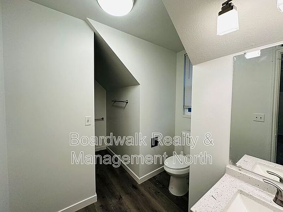 4th image of 630 24th St