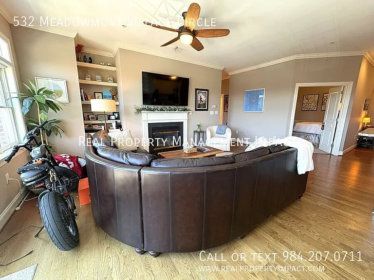 532 Meadowmont Village Cir — Photo 7
