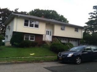 3 Walman Ave, Clifton, NJ 07011