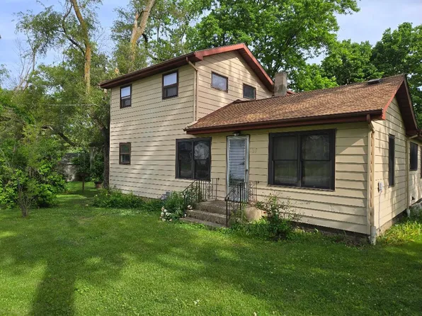 187 E Francis Rd, New Lenox, IL 60451