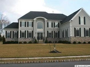 3 Angelo Ct, Monroe Township, NJ 08831