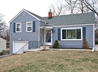 2405 NE 48th St, Kansas City, MO 64116