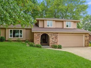4304 Dakota Dr, West Des Moines, IA 50265