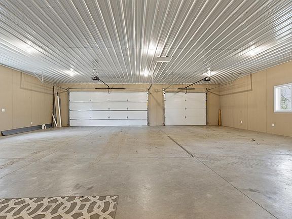 5th image of 109 Kelsey Ln