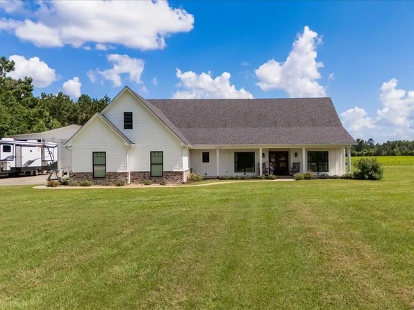 2872 County Road 403, Carthage, TX 75633