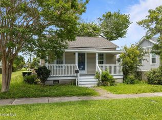 708 Fisher St, Morehead City, NC 28557