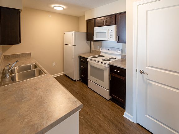 2nd image of 69 Miller Ave SW #210