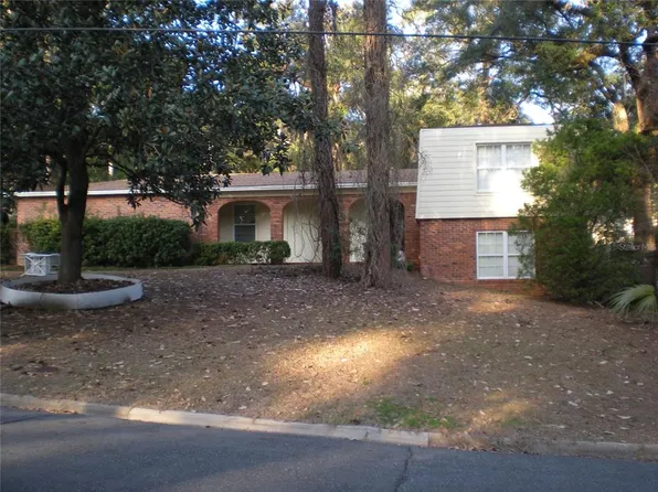 1919 Nanticoke Cir, Tallahassee, FL 32303