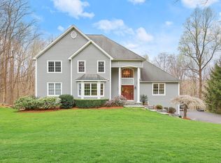 30 Wood Rd, Redding, CT 06896