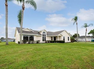 1001 Carnation Dr, Sebastian, FL 32958