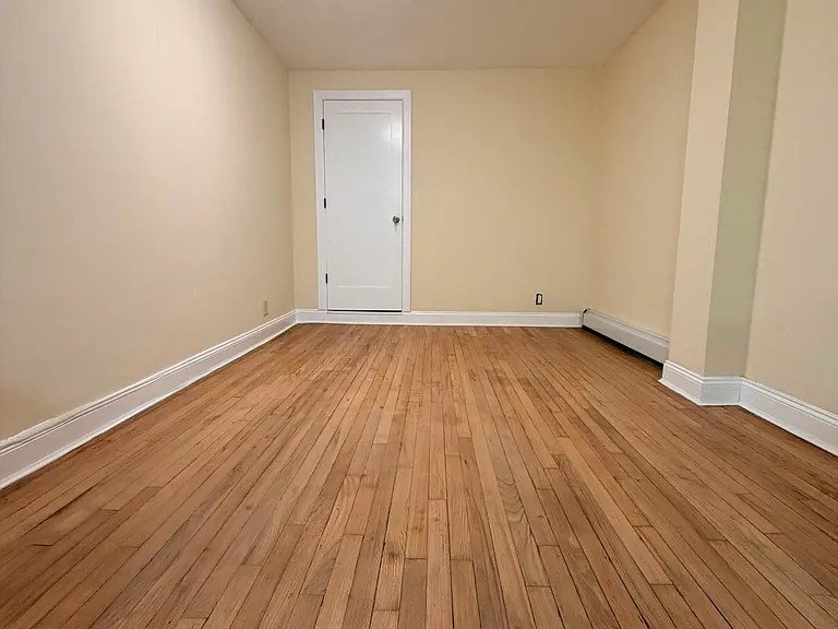 1408 Astor Ave #1 — Photo 5