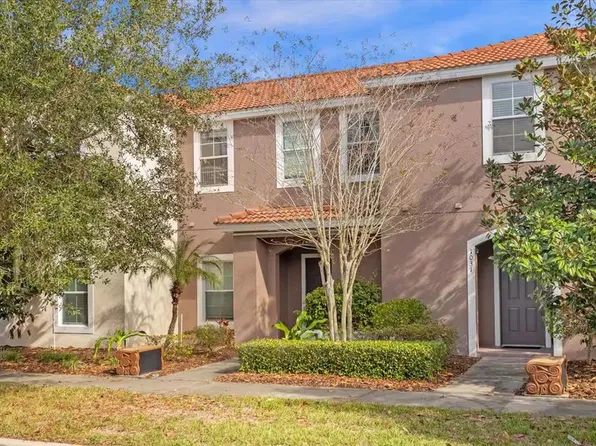 1041 Las Fuentes Dr, Kissimmee, FL 34746