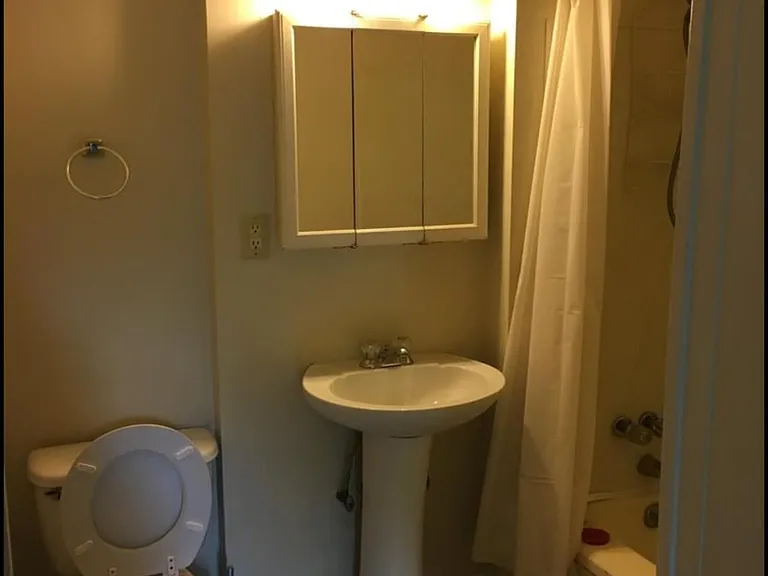 182 Miami Ave — Photo 7