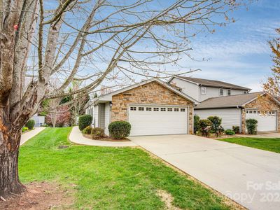18 Holiday Dr, Arden, NC, 28704