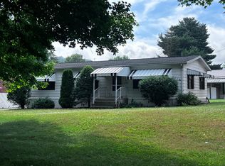 130 17th St NE, New Philadelphia, OH 44663