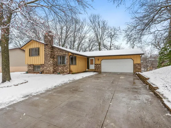 7002 Crest Dr, Maple Grove, MN 55311