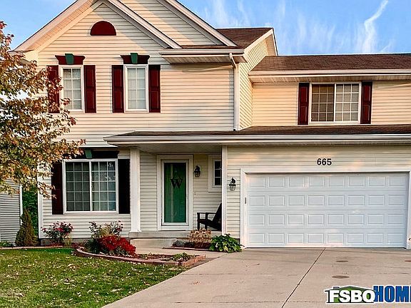 5th image of 665 SE Wood Creek Dr