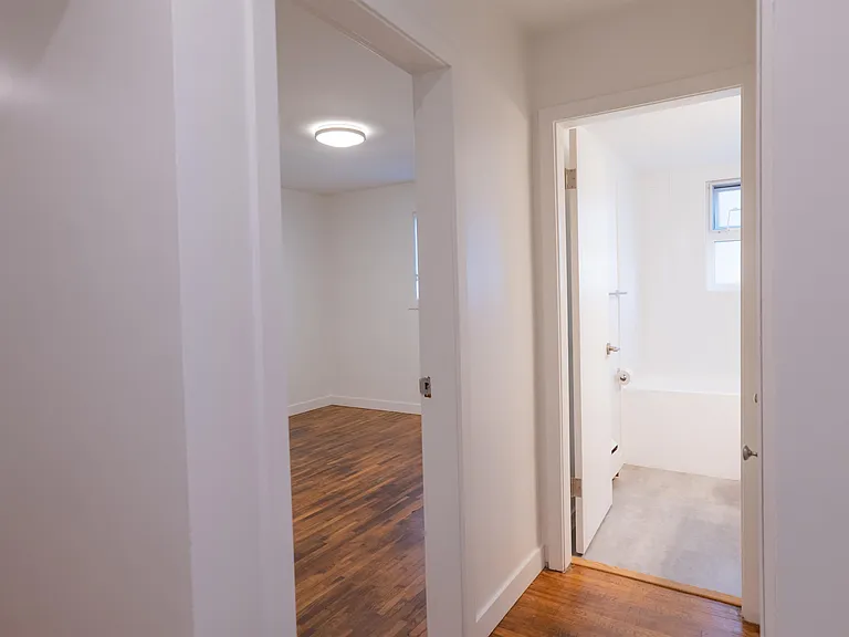 2185 Oxford St #103 — Photo 9