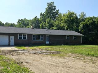 15644 S 40th St, Fulton, MI 49052