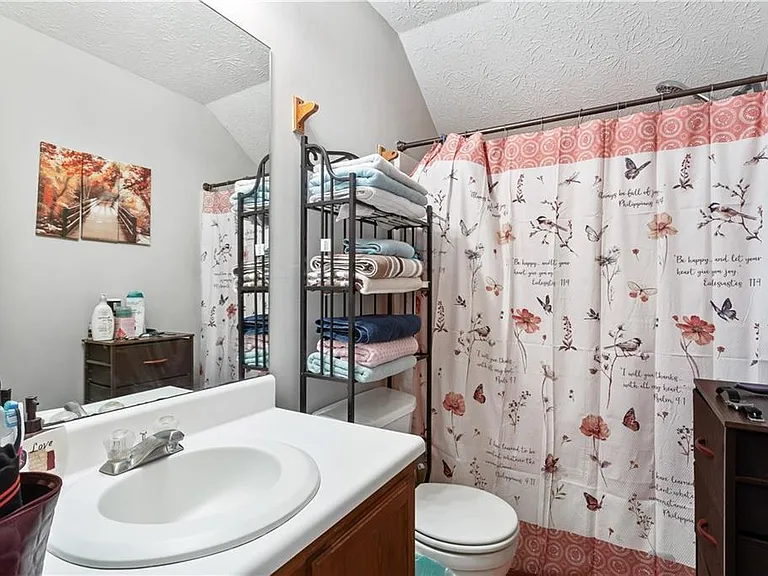 4930 Pinehurst Cir NW #B — Photo 5