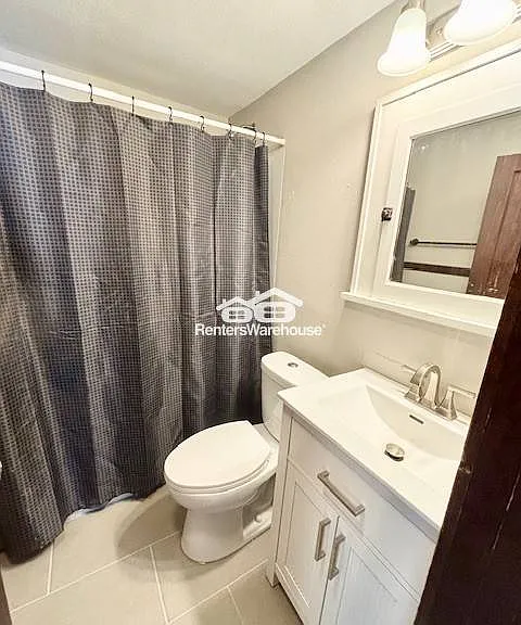 1015 7th St N #2 — Photo 14
