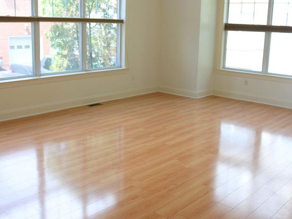 This roomy, well light, spacious living room receives so muc