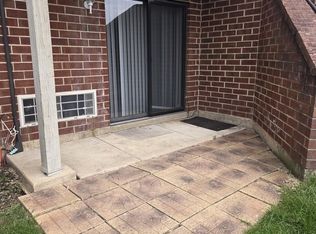 900 N Lakeside Dr APT 1D, Vernon Hills, IL 60061