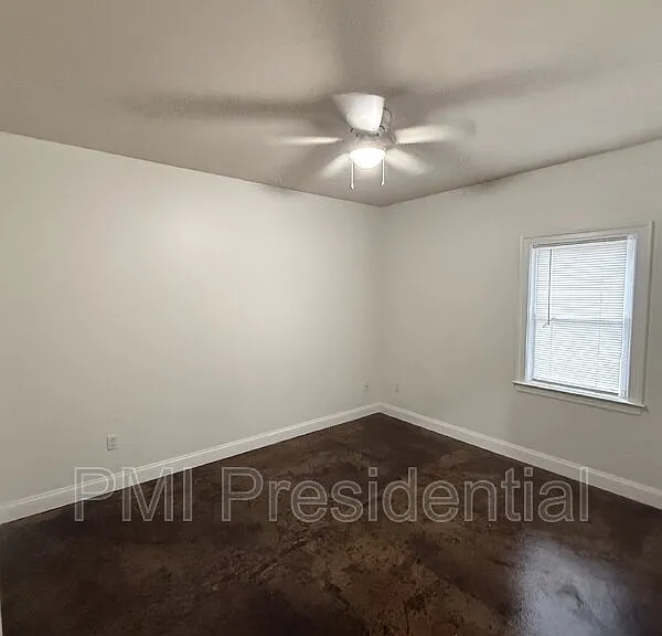 1107 N 27th St — Photo 5