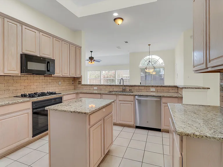 4309 Pearl Ct — Photo 10