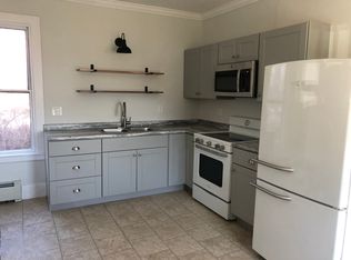 86 College Ave #1, Waterville, ME 04901