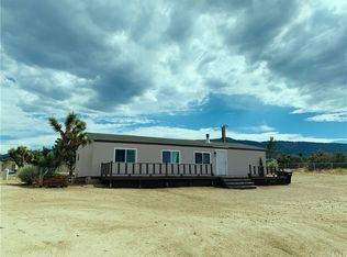 10025 Old Stone Rd, Pinon Hills, CA 92372