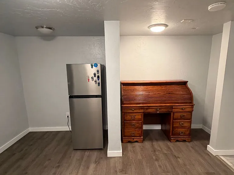 506 West Babcock — Photo 12